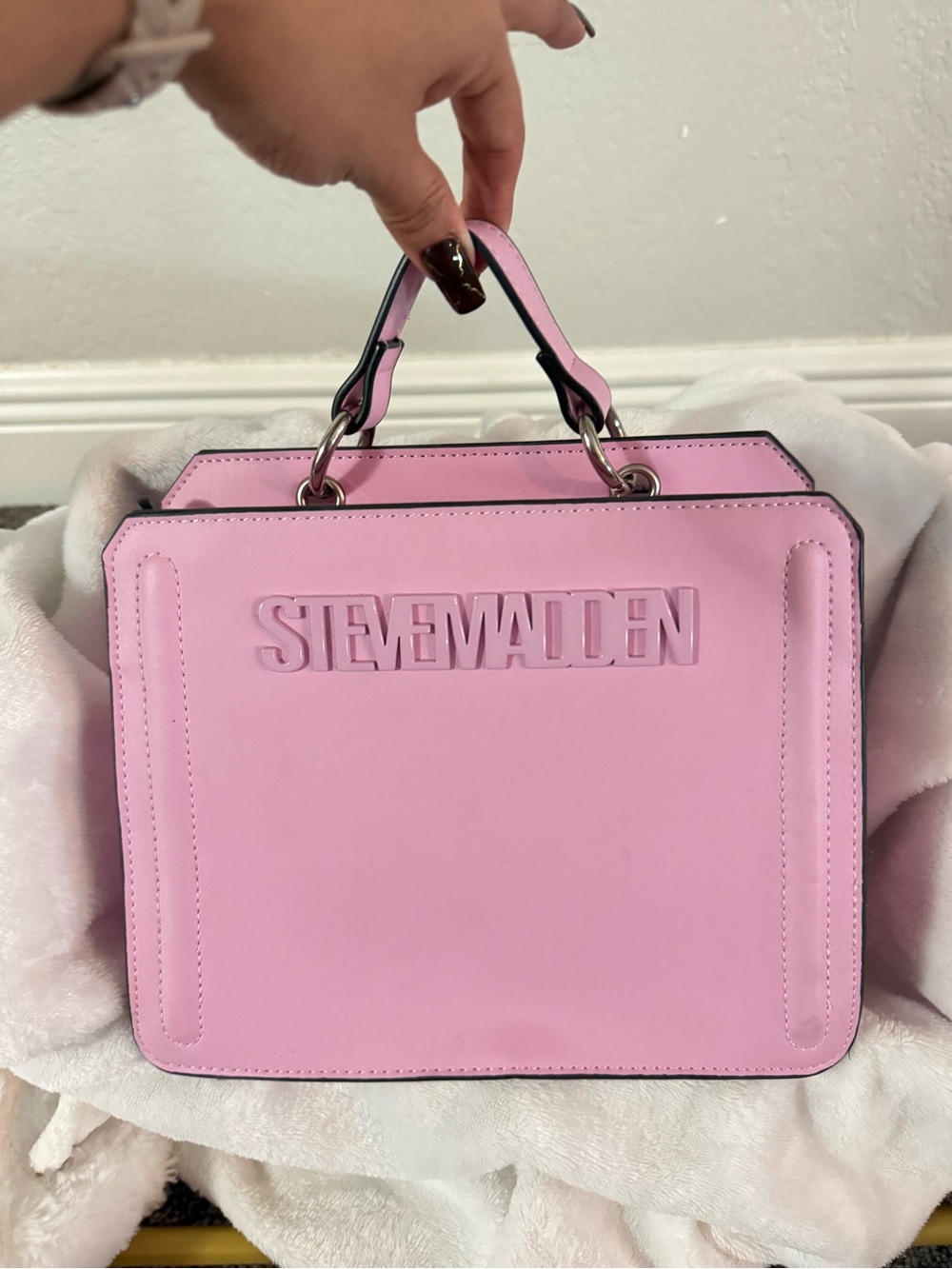 👜 Steve Madden Pink Structured Crossbody/Shoulder Bag